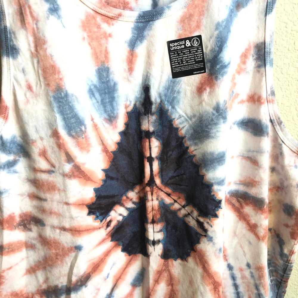 FLASH SALE! Volcom tie dye cotton tank top - Picture 2 of 4